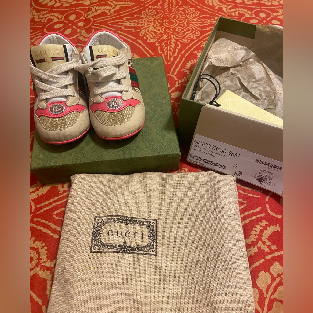 Gucci Beige Pre-Walker Size 17